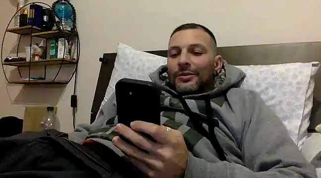 Snapshot of goroasroma90 chatting on March 2025 04:11:01 PM goroasroma90 online show from March 2025 04:11:01 PM