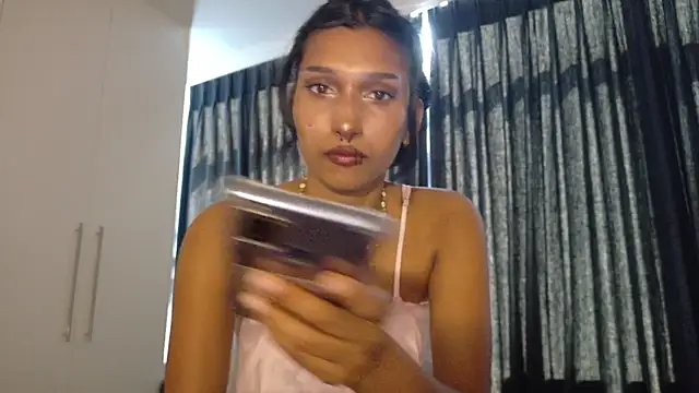 kawaiibabypie1 online show from December 2025 01:27:01 PM