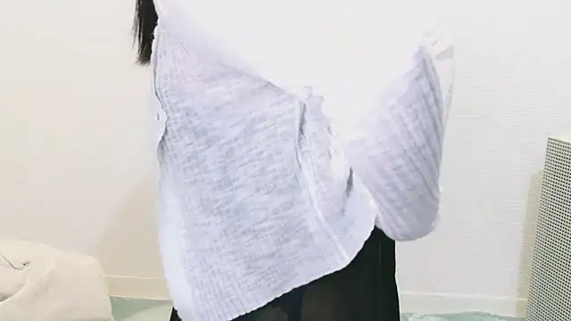 YUTSU KI online show from September 2025 04:18:02 AM