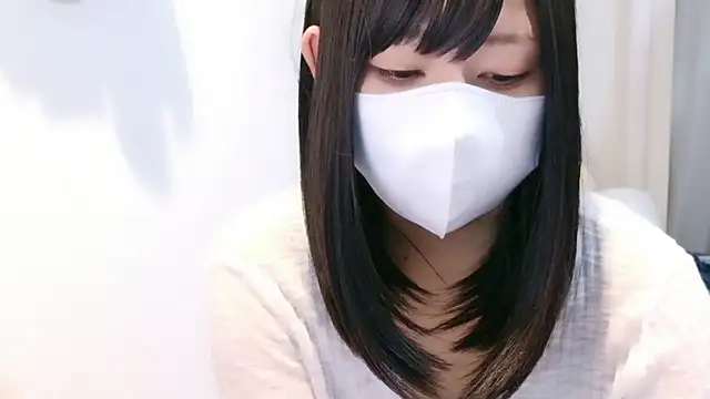 Snapshot of YUTSU_KI chatting on May 2026 04:00:01 PM YUTSU KI online show from May 2026 04:00:01 PM