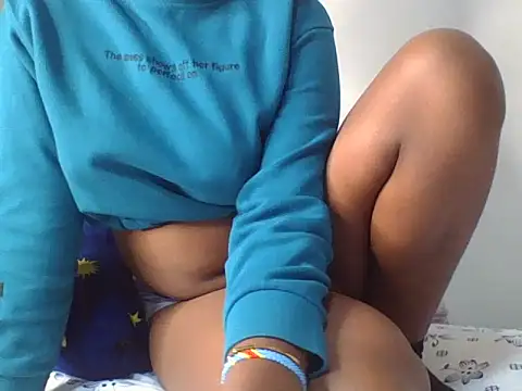 Snapshot of prettynina chatting on April 2026 10:48:01 PM prettynina online show from April 2026 10:48:01 PM