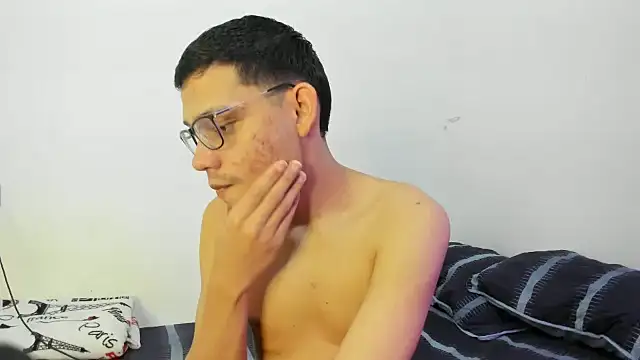 Diego-Monsalve online show from October 2025 11:17:02 PM