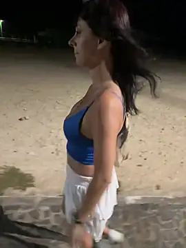 therealbeverlycious online show from December 2024 08:37:01 PM