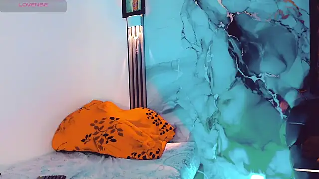 khiara moretti online show from October 2025 11:08:02 AM