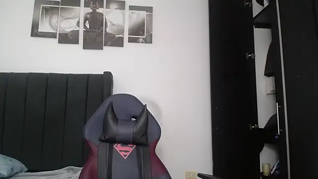 Snapshot of muscle_ares chatting on February 2025 10:37:02 AM muscle ares online show from February 2025 10:37:02 AM