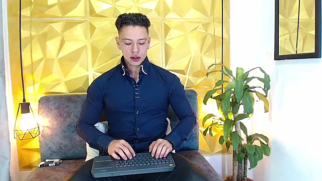 Snapshot of Baxter_Dex chatting on December 2024 06:11:02 AM Baxter Dex online show from December 2024 06:11:02 AM