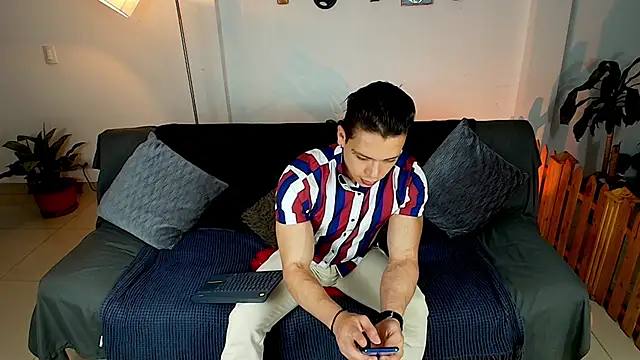 Snapshot of Baxter_Dex chatting on March 2025 11:43:01 PM Baxter Dex online show from March 2025 11:43:01 PM