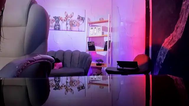 Agathaargent  online show from September 2025 04:46:02 AM