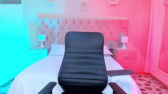 Agathaargent  online show from October 2025 04:02:02 AM