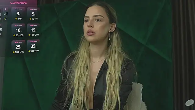 ScarletColes online show from September 2025 10:14:01 PM