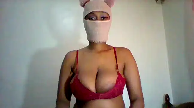 Snapshot of THUEBA17 chatting on January 2025 09:27:01 AM THUEBA17 online show from January 2025 09:27:01 AM