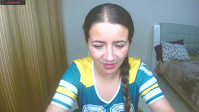 Snapshot of Dayanna_Smitt chatting on January 2025 12:48:02 AM Dayanna Smitt online show from January 2025 12:48:02 AM