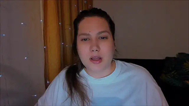 Snapshot of _madalexa_ chatting on February 2025 09:51:01 PM  madalexa  online show from February 2025 09:51:01 PM