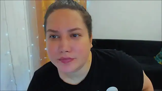 Snapshot of _madalexa_ chatting on October 2025 07:47:02 PM  madalexa  online show from October 2025 07:47:02 PM