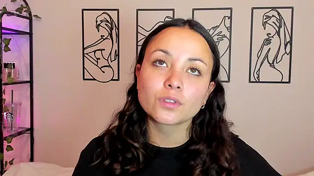 Megan Rodrigo online show from September 2025 05:49:01 PM