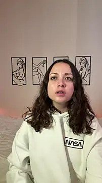 Megan Rodrigo online show from November 2025 05:48:01 PM