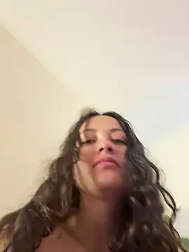 Megan Rodrigo online show from March 2026 12:33:01 PM