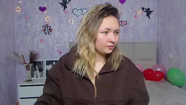 SallyVerda online show from February 2025 06:56:02 AM