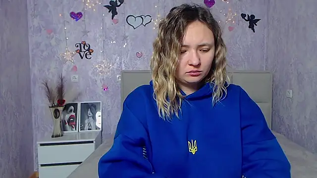 SallyVerda online show from February 2025 06:54:02 PM