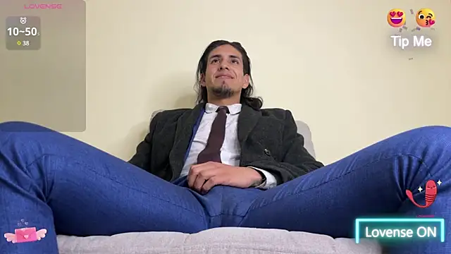 Tom blunt96 online show from March 2025 11:58:02 AM