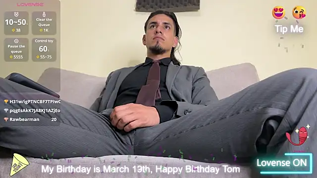 Tom blunt96 online show from March 2025 10:00:02 AM