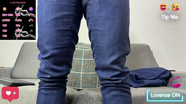 Tom blunt96 online show from September 2025 07:57:02 PM