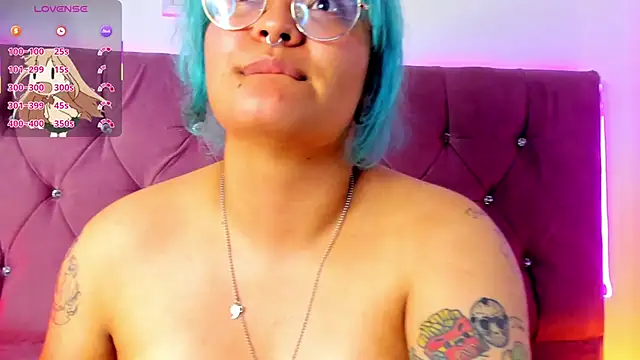 lucky-leah online show from February 2025 10:37:02 AM