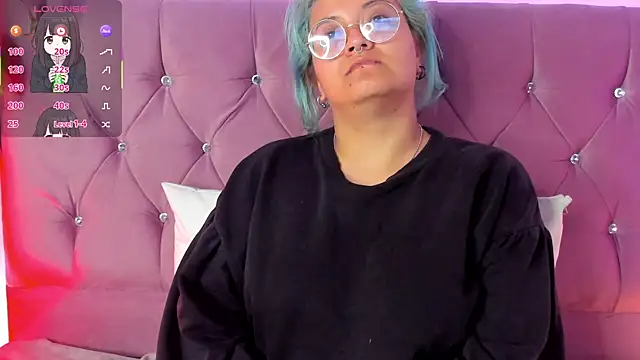 lucky-leah online show from March 2025 09:42:01 AM