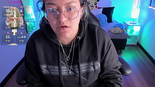 lucky-leah online show from September 2025 04:01:02 AM