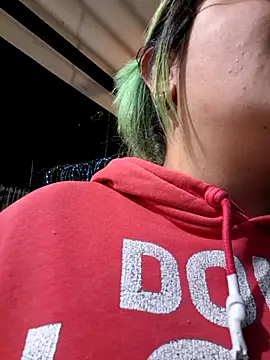 lucky-leah online show from September 2025 02:28:02 AM