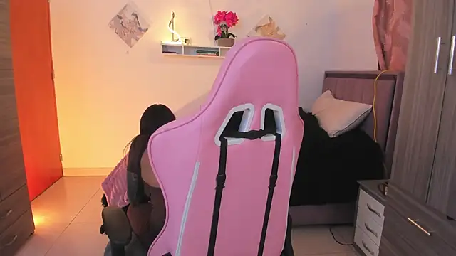 Kayla foxxy online show from April 2026 10:27:01 PM