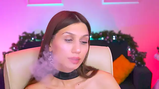 Snapshot of MollyPerry chatting on January 2025 01:10:01 AM MollyPerry online show from January 2025 01:10:01 AM