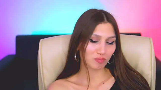 Snapshot of MollyPerry chatting on March 2025 10:33:01 PM MollyPerry online show from March 2025 10:33:01 PM