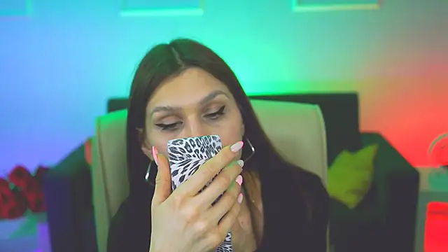 Snapshot of MollyPerry chatting on March 2025 07:06:02 PM MollyPerry online show from March 2025 07:06:02 PM