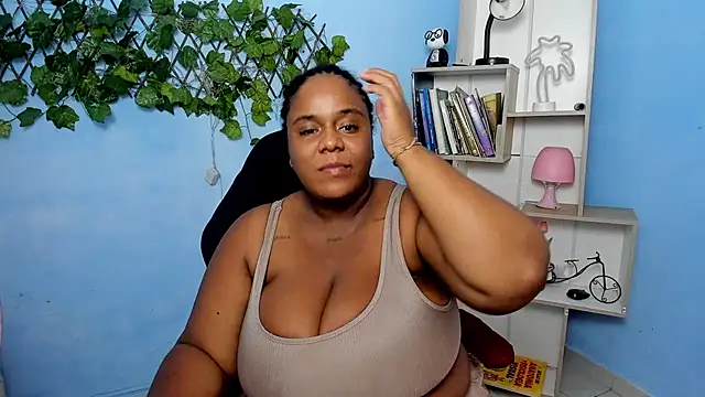 bbw charlote online show from December 2025 03:21:02 PM