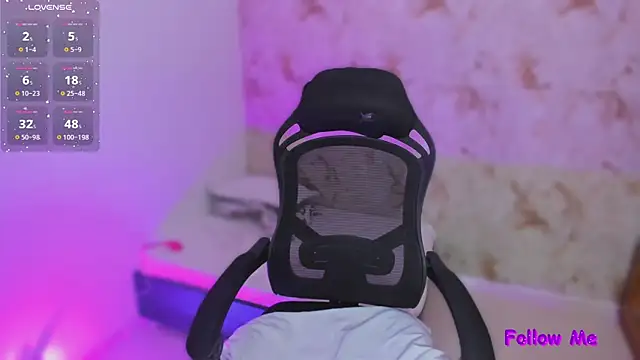 Abbieowenx online show from December 2025 04:03:01 PM