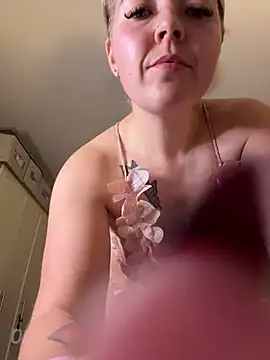 xxcurvyjessiexx online show from November 2025 07:59:02 PM