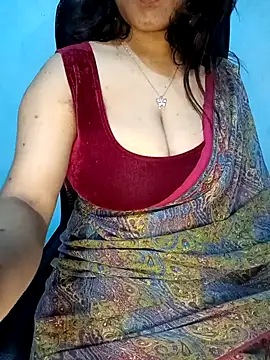 Snapshot of Dayna-36 chatting on February 2025 07:18:02 PM Dayna-36 online show from February 2025 07:18:02 PM