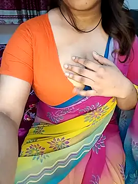 Dayna-36 online show from November 2025 03:43:02 PM