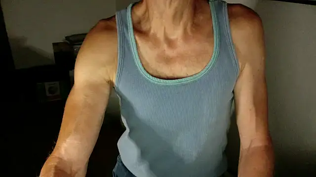 Snapshot of Artjack-cam4 chatting on July 2026 11:57:01 AM Artjack-cam4 online show from July 2026 11:57:01 AM