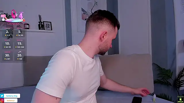 Snapshot of EnriqueBarberry chatting on May 2026 05:23:01 AM EnriqueBarberry online show from May 2026 05:23:01 AM