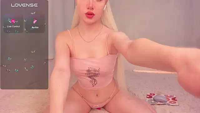 Snapshot of Mila_Sweeet chatting on September 2025 08:03:02 AM Mila Sweeet online show from September 2025 08:03:02 AM