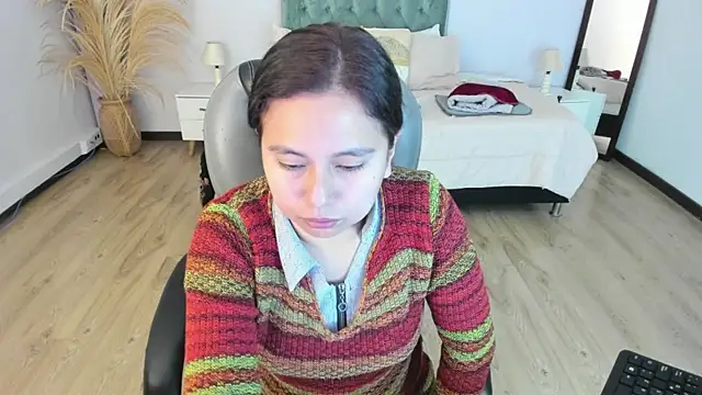  Natalie18 online show from November 2025 11:48:02 PM