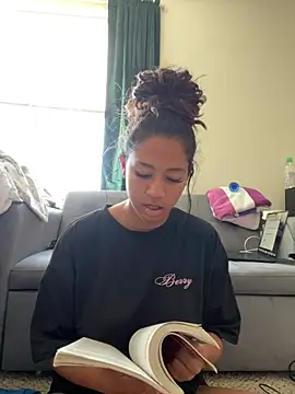 VanessaBling online show from March 2025 03:17:02 PM