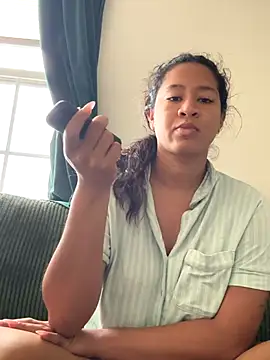 VanessaBling online show from November 2025 04:05:01 PM