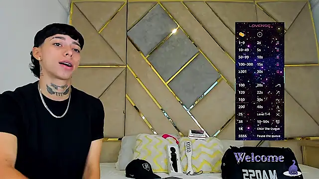 AmberAdams  online show from November 2025 01:24:01 PM