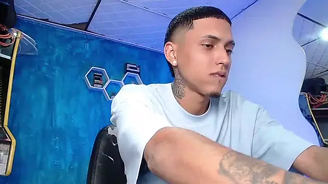 Liam lee online show from January 2025 04:24:01 PM