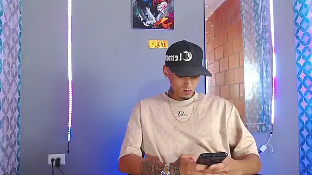 Liam lee online show from April 2026 10:21:02 PM