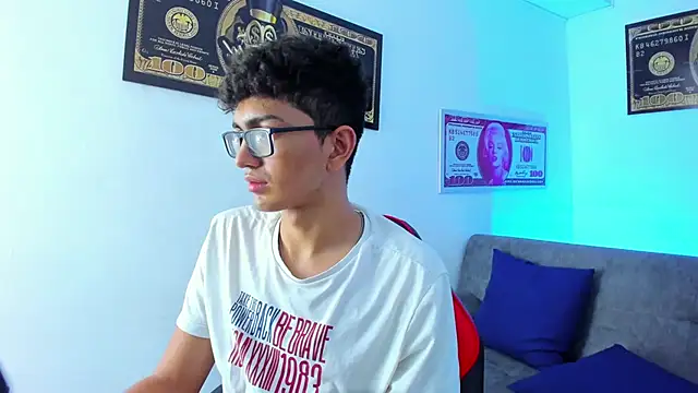 TylerWhite  online show from February 2025 09:21:02 AM