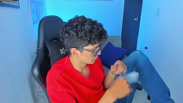 TylerWhite  online show from February 2025 09:27:01 AM